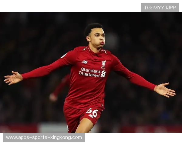 利物浦高压逼抢奏效,阿诺德精准长传统治上半场